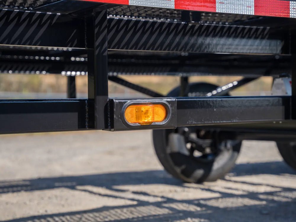 Max Light 40′ Gooseneck - Stryker Dealership Group