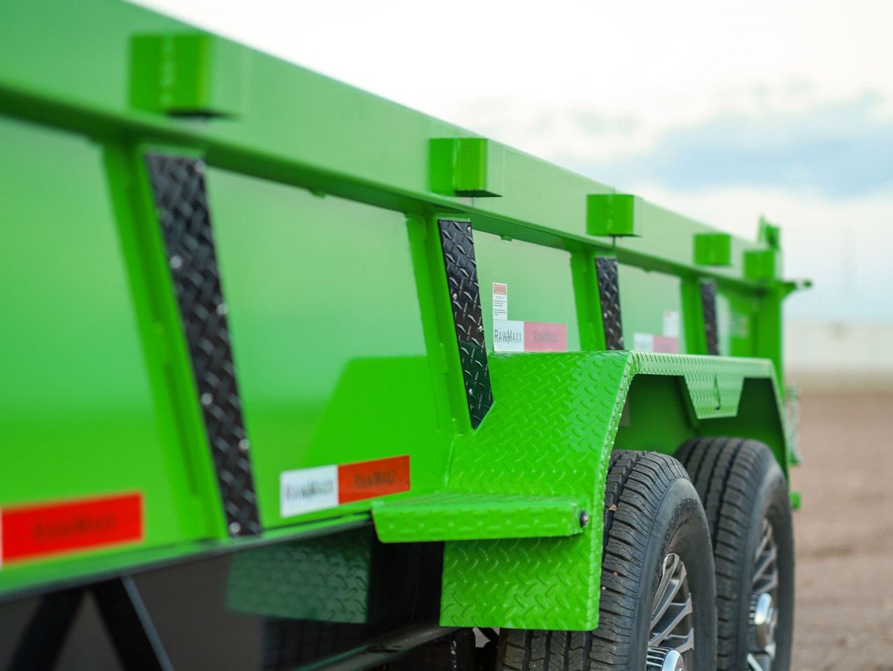 RawMaxx LPX Gooseneck Dump - Stryker Dealership Group