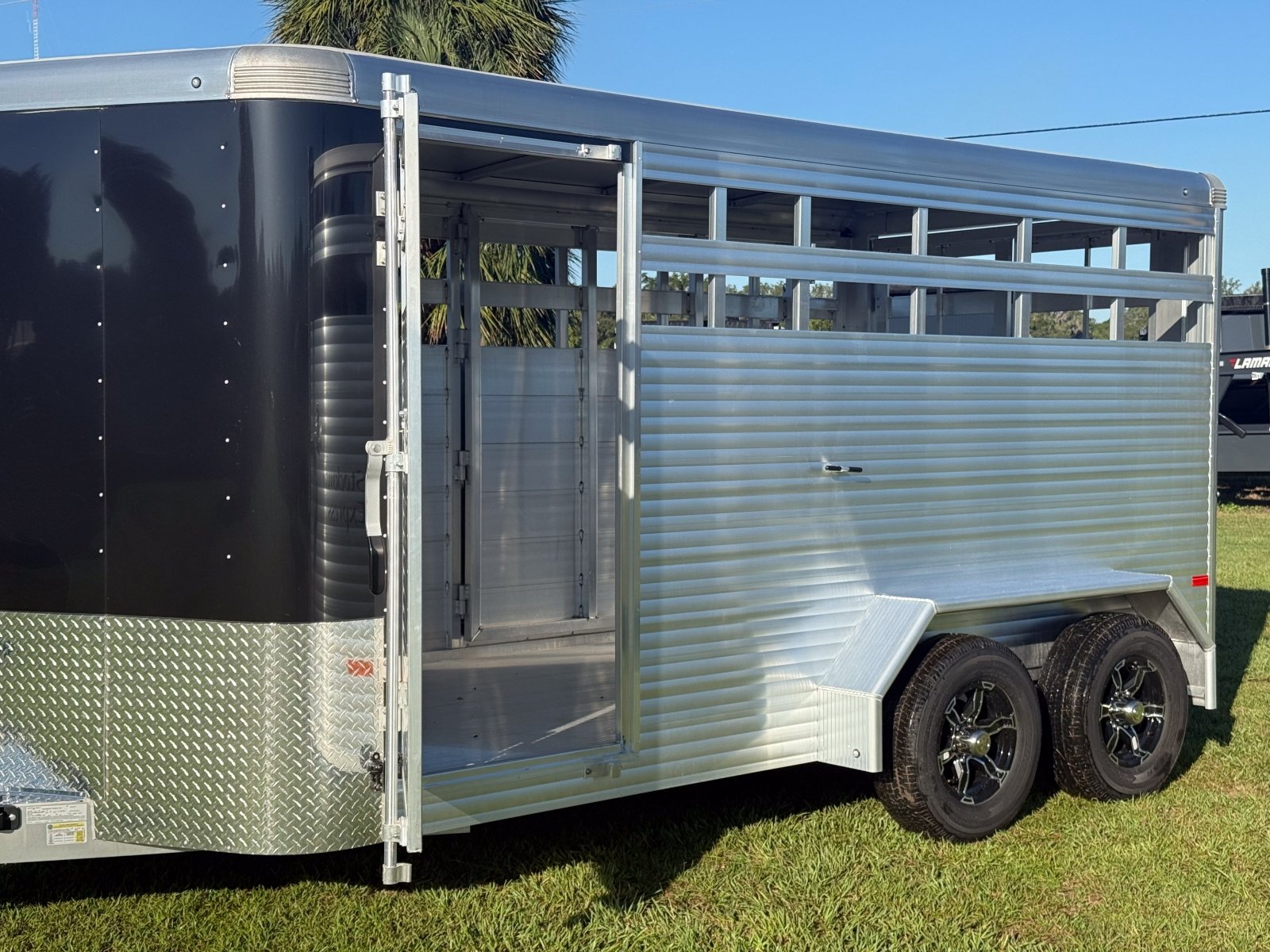 Sundowner Stockman Express Bumper Pull Livestock Trailer - Stryker Dealership Group