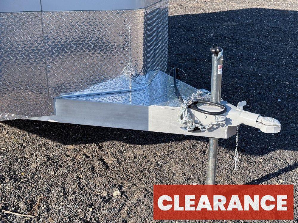 Sundowner 2 Horse Charter SE - Silver - (2) 3500lb Axles - 2 Horse - Horse Trailers - Stryker Dealership Group