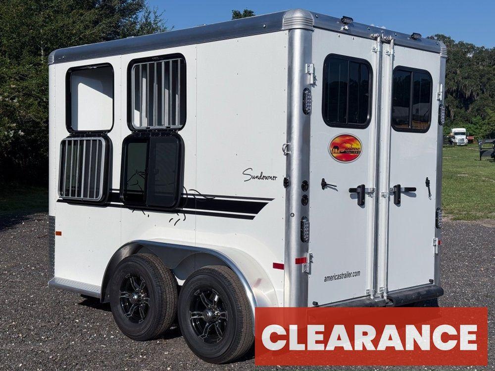 Sundowner 2 Horse Super Sport - White - Porch Lights - 2 Horse - Horse Trailers - Stryker Dealership Group