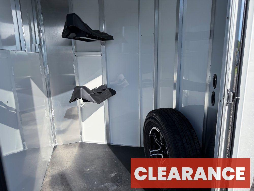 Sundowner 2 Horse Super Sport - White - Porch Lights - 2 Horse - Horse Trailers - Stryker Dealership Group