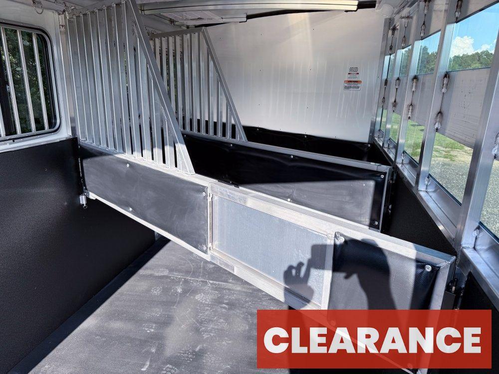 Sundowner 3 Horse Super Sport - Silver - Feed Door and Window - 3 Horse - Horse Trailers - Stryker Dealership Group