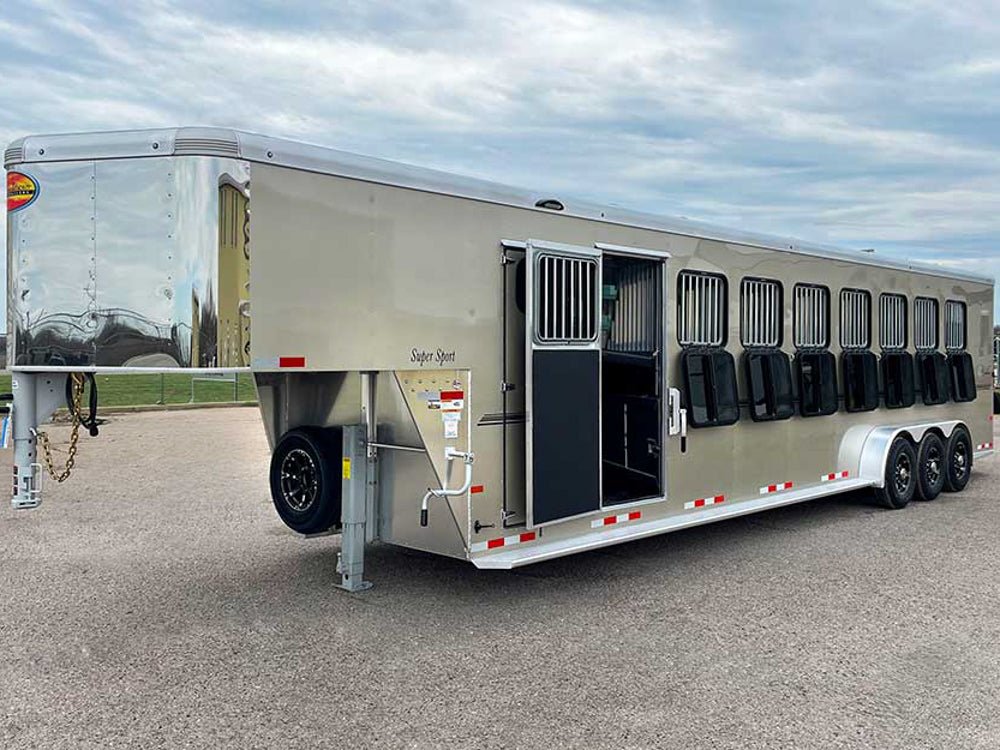 Super Sport Gooseneck Horse Trailer - Stryker Dealership Group
