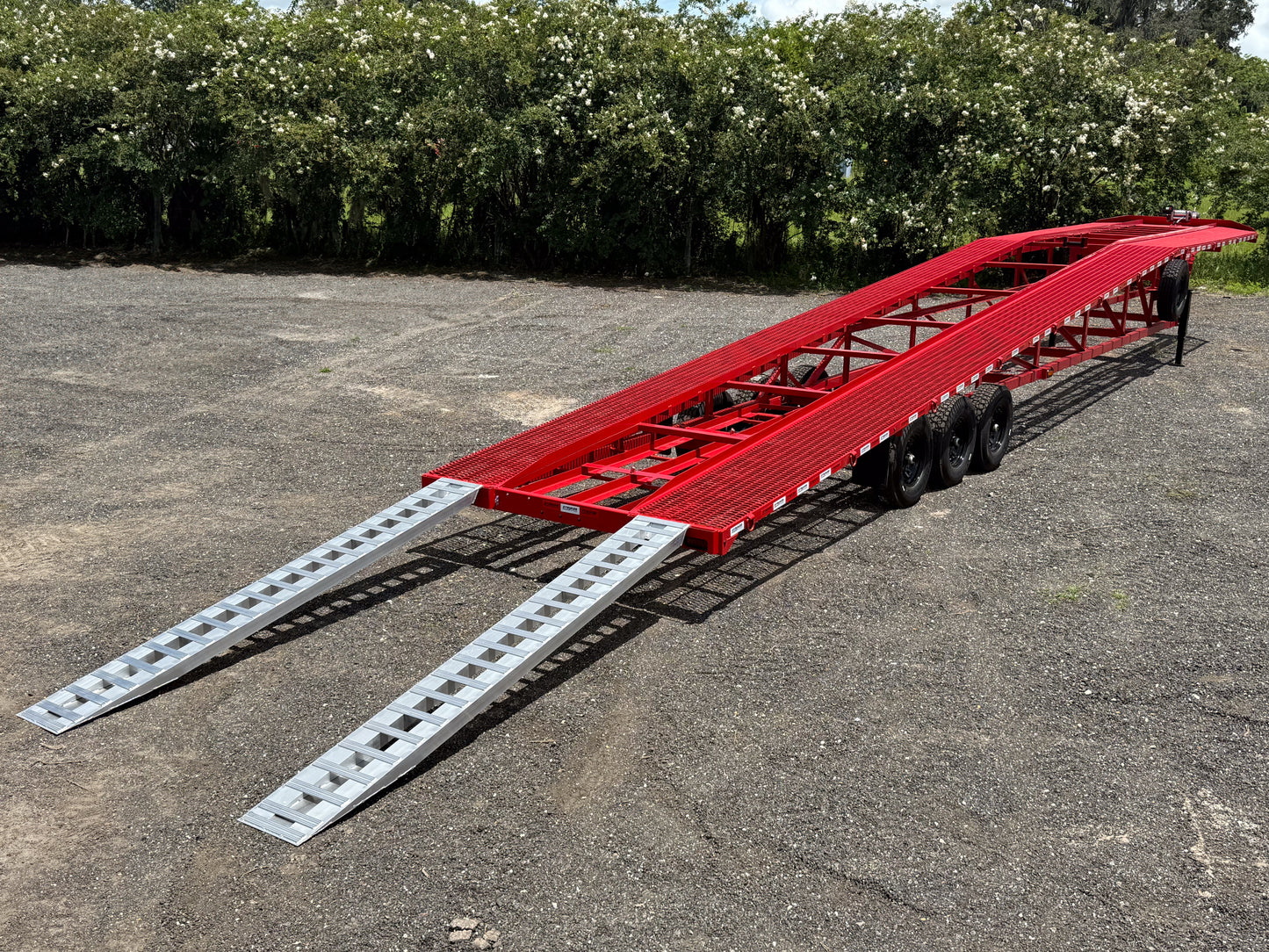 50' Wedge Car Hauler (3) 7k Axles - Winch - 14ply Tires plus Spare - 10' Aluminum Ramps 003155